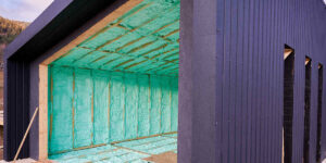 can you insulate a metal shed